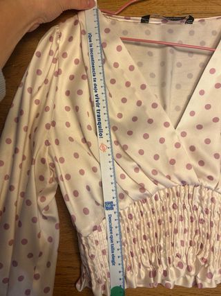 Blusa lunares beige y rosa