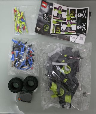 LEGO Technic 42118 Monster Jam Grave Digger