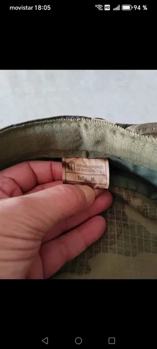 Gorra de visera mimetizada talla M