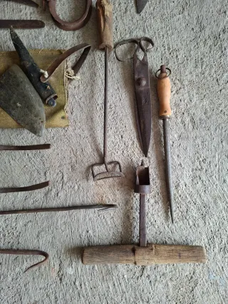 Herramientas antiguas rurales