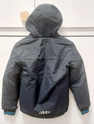 Cazadora acolchada azul y negra Talla 11-12 años