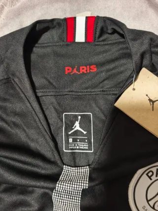Camiseta Jordan PSG Negra Manga Larga