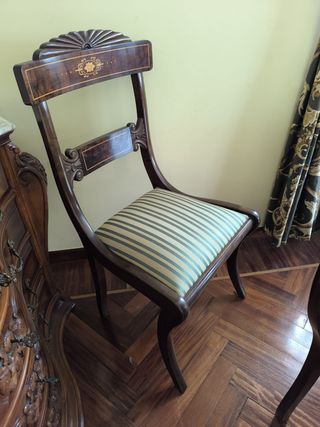 Mesa y 5 Sillas Estilo Luis XV