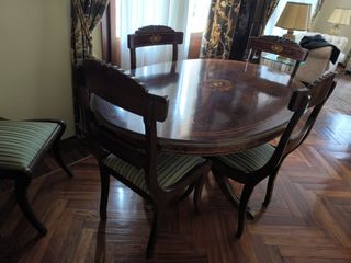 Mesa y 5 Sillas Estilo Luis XV