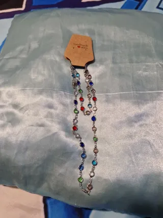 Collar y pulsera de plata con piedras