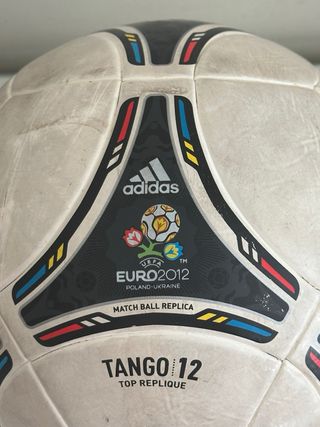 Balón Adidas Eurocopa 2012
