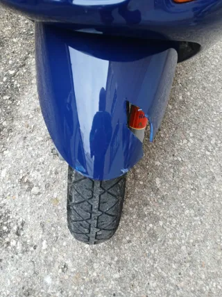 Piaggio Zip Scooter Azul