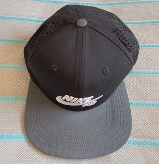 Gorra Nike SB.