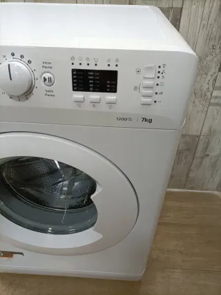 Lavadora Indesit 7kg Carga Frontal clase E garantí