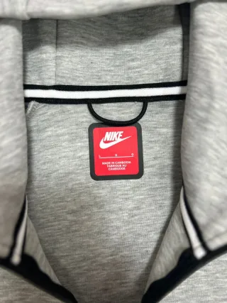 Sudadera Nike Tech Fleece Gris