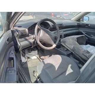 Despiece Audi A4 berlina (B5) 1.8 Gasolina del año