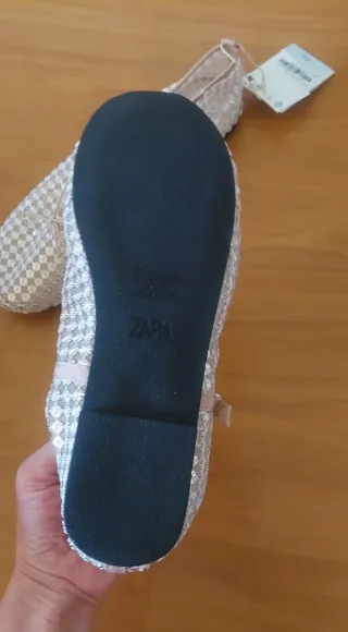 Bailarinas con lentejuelas y lazo