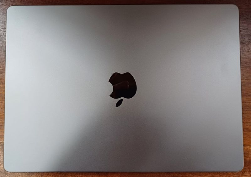 MacBook Pro 14 M2 Pro (16 Core),16GB RAM,512GB SSD afbeelding 2