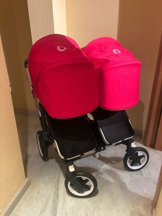 Bugaboo Donkey 3 Negro/Rojo Como nuevo.