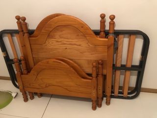 Camas de madera y metal