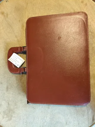 Maletín ordenador cuero marrón