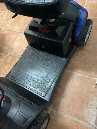 Scooter eléctrico movilidad reducida