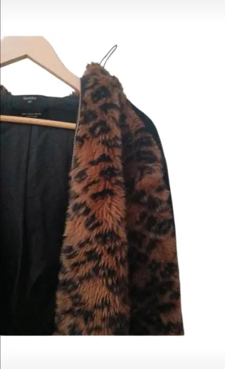 Bershka Chaquetón Pelo Animal Print Cremallera