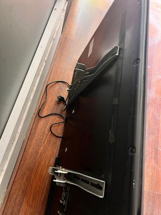 Televisor LG Negro para colgar 48’’