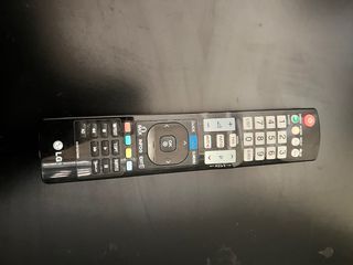 Televisor LG Negro para colgar 48’’