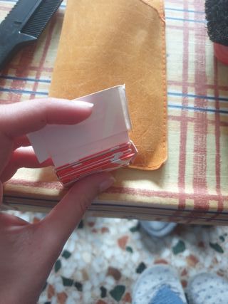 Peine cortapelos con cuchilla y funda