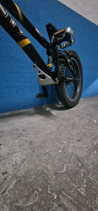 Bicicleta Trial Monty 219