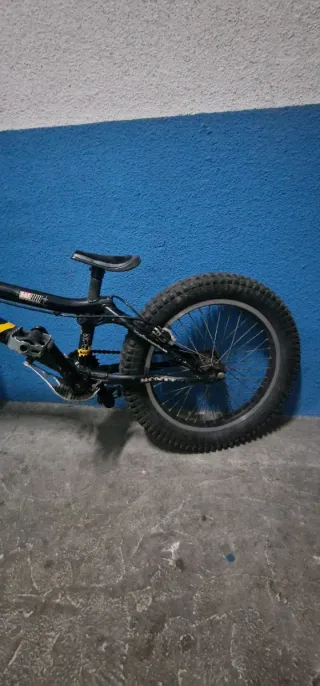 Bicicleta Trial Monty 219