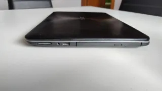 Portátil ASUS Plata y Negro