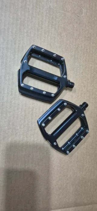 Pedales plataforma MTB BMX