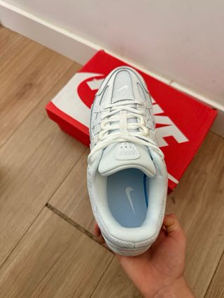 Nike P-6000 All White (Talla 42)