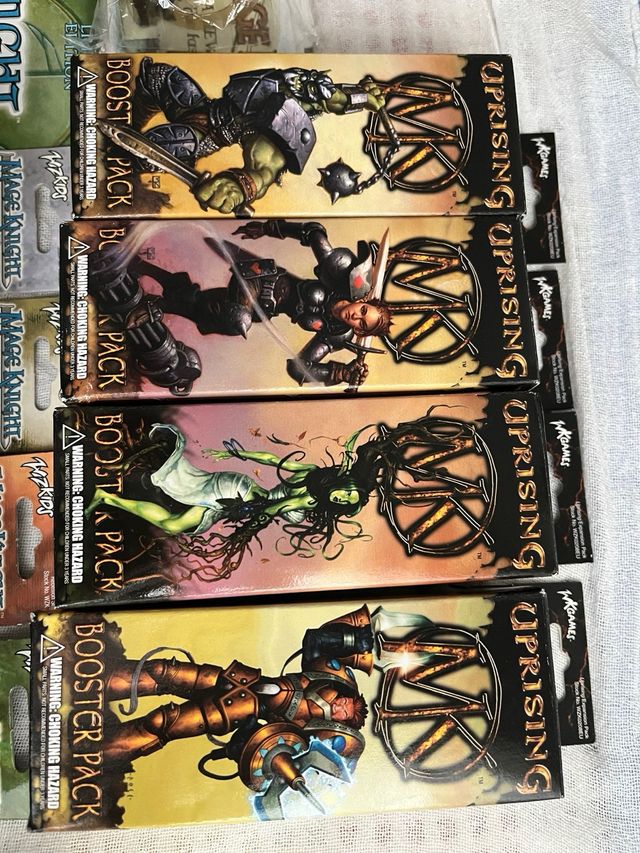 Lote Mage Knight Uprising Booster Packs