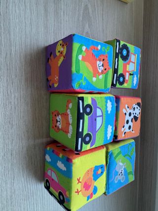 Pack de 6 Cubos sonajeros educativos para bebés