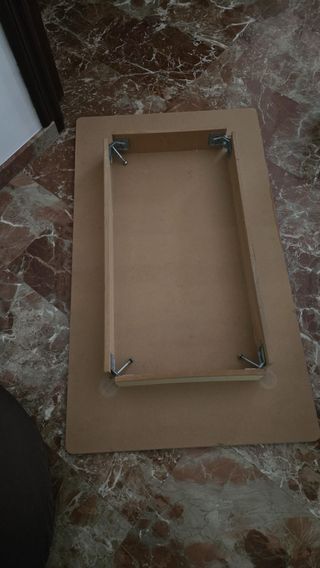 Mesa Camilla y su ropa de Tela Beige