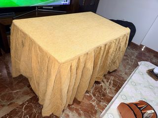 Mesa Camilla y su ropa de Tela Beige