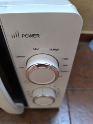 Microondas Orbegozo con Grill