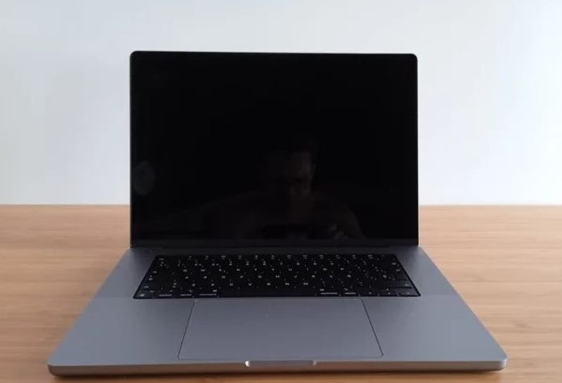 MacBook Pro 16 M1 Max 64GB RAM