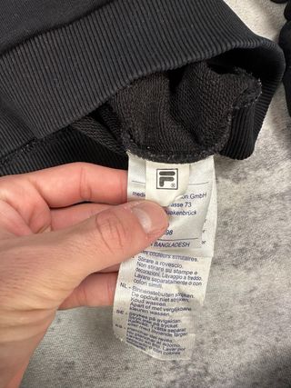 Sudadera Fila Negra con Logo y Rayas