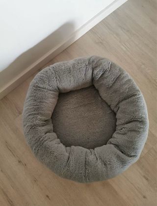 Cama para mascotas suave y cómoda