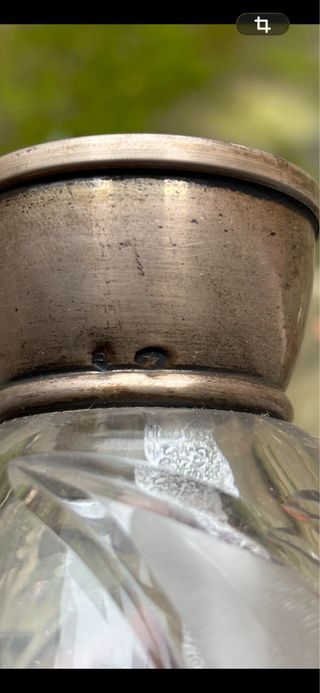 Licorera Cristal Tallado y Plata