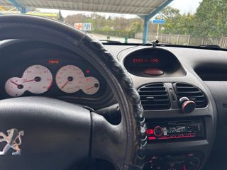 Peugeot 206 2003