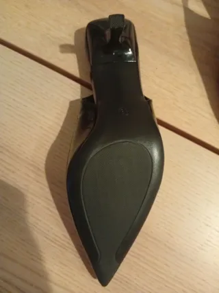 Zapatos de vestir negros tacón fino