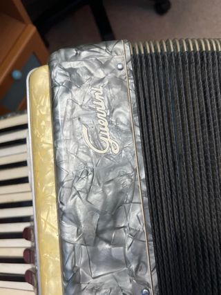 Acordeón Guerrini Super Luxe