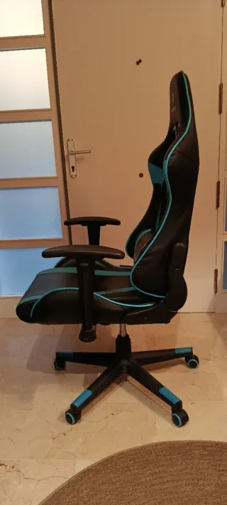 Silla Gaming Oversteel Negra y Azul