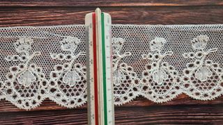 Antico pizzo  color avorio 315 cm