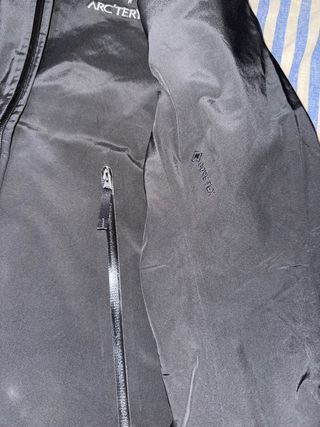 Chaqueta Cortavientos Arc'teryx Negra
