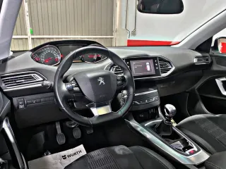 Peugeot 308 2017