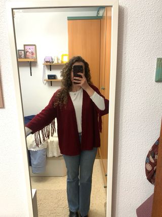 Rebeca granate de Stradivarius