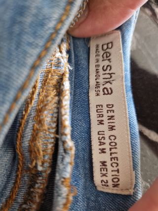 Pantalón Bershka talla M
