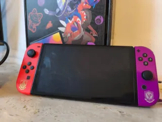 Nintendo Switch OLED Edizione Pokémon