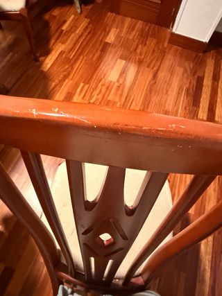 Mesa comedor extensible y 6 sillas a conjunto